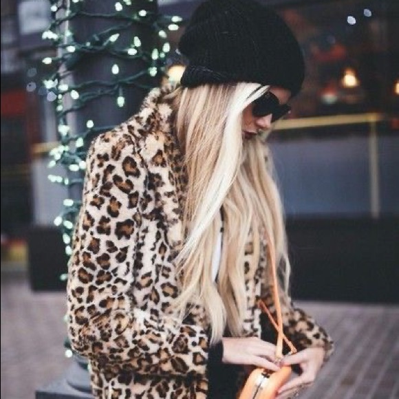 Meet your Posher, Blue D - Picture 1 of 1